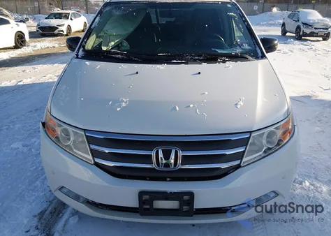 2013 Honda Odyssey Touring/Touring Elite из США, поврежденный, VIN 5FNRL5H99DB081022